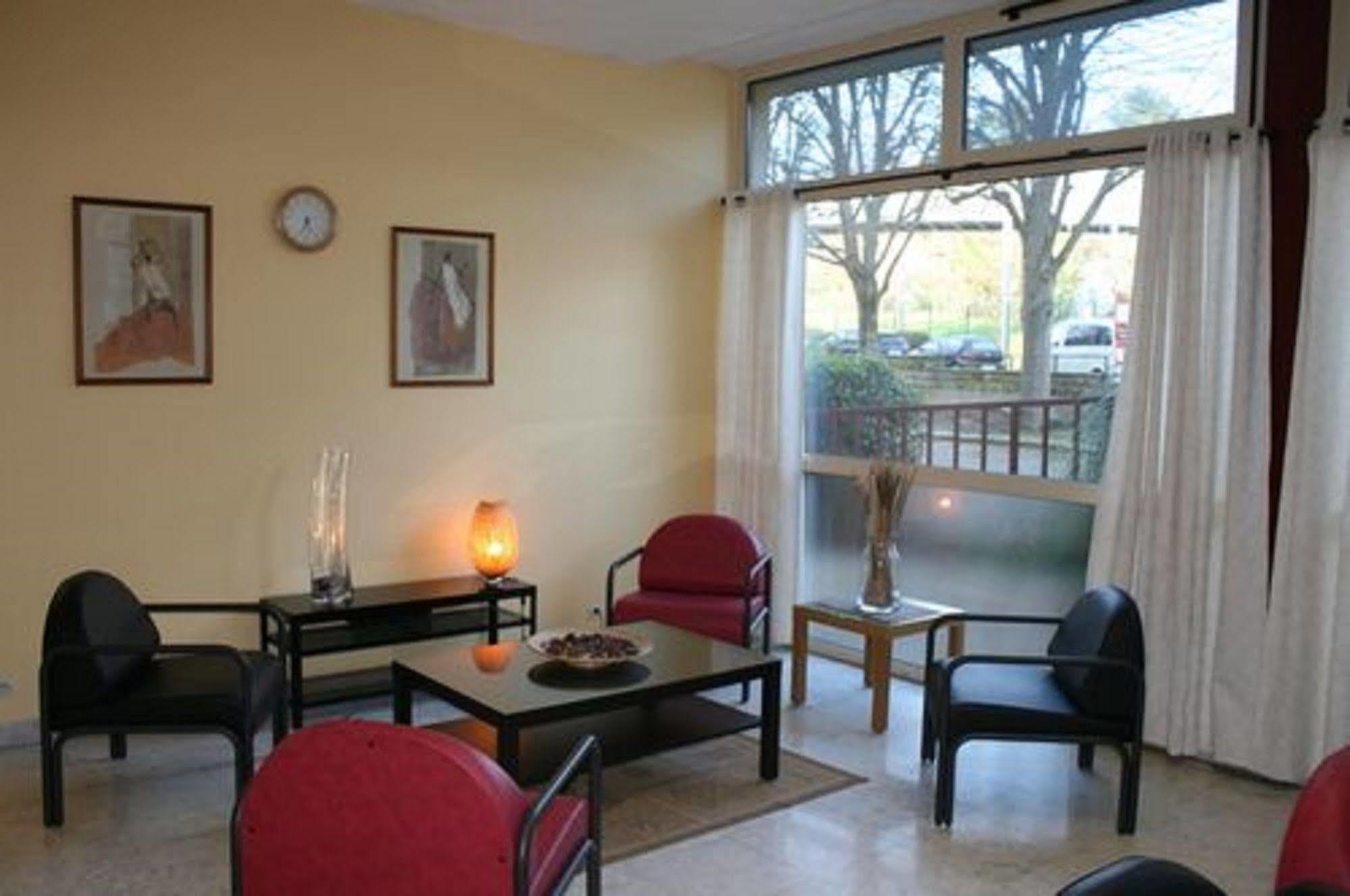Residence Universitaire Lanteri Fontenay-aux-Roses Exteriér fotografie